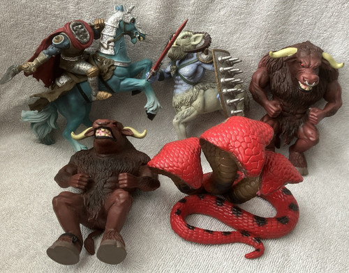 Elc figures bundle - ,